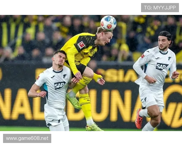 多特赛季后期状态波动：关键阶段表现受限，争冠形势受影响