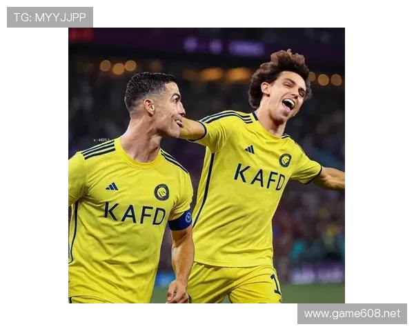 菲利克斯训练完直接去米其林三星，这日子谁顶得住