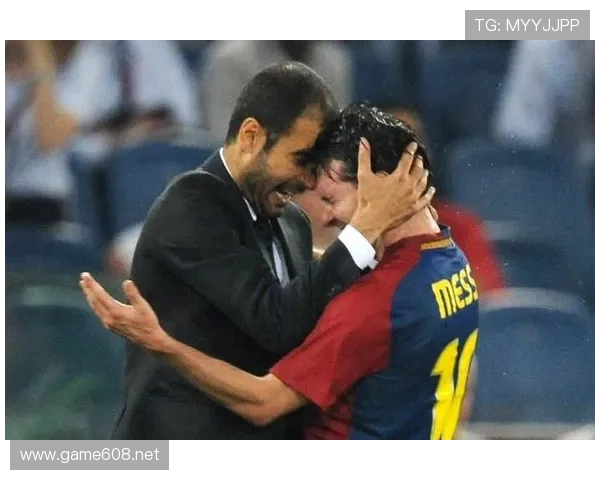 罗纳尔迪尼奥这么多年都没停下整容手术，脸越来越像漫画人物了？