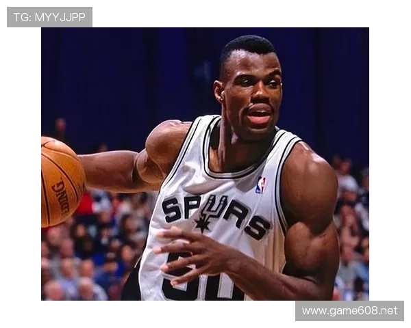 大卫·罗宾逊内线防守主导赛场，篮板效率显著领先友军